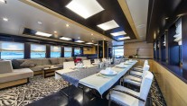 Sailing yacht NAVILUX -  Formal Dining